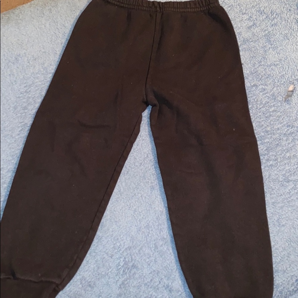 black sweatpants